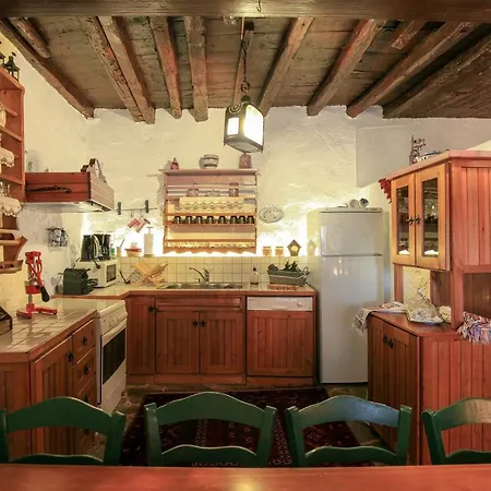 Ferienhaus Dandy - Pasithea - Stunning View - Fireplace - Parking Amfikleia